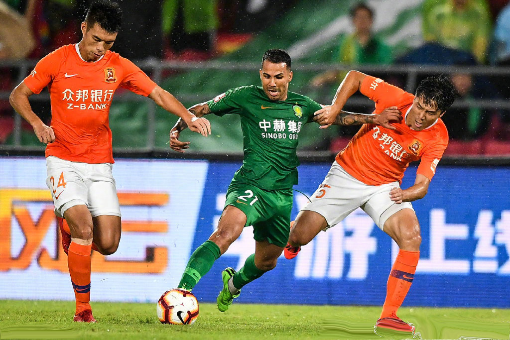 今夜北京国安备战欧超杯;强势反弹细节曝光;气氛紧张;训练强度明显提升(刘强东带8岁女儿现身巴黎) 今夜北京国安备战欧超杯;强势反弹细节曝光;气氛紧张;训练强度明显提升(刘强东带8岁女儿现身巴黎)