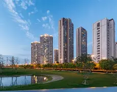 社区盾冲刺阶段走向成谜，巴塞罗那复出首秀，话题不断，更衣室氛围转暖的简单介绍