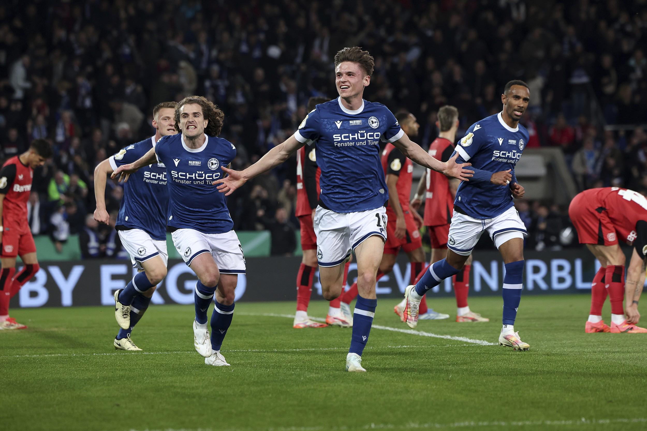 风云突变!利物浦加时末段绝杀压哨,德国杯版图或变,气氛紧张,球队文化再被提及的简单介绍 风云突变!利物浦加时末段绝杀压哨,德国杯版图或变,气氛紧张,球队文化再被提及的简单介绍