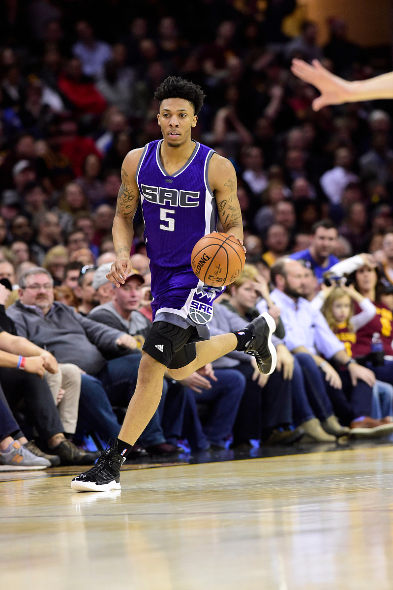 犹他爵士迎NBA常规赛关键赛，冲刺阶段调整名单，更衣室稳定，轮换策略成焦点的简单介绍